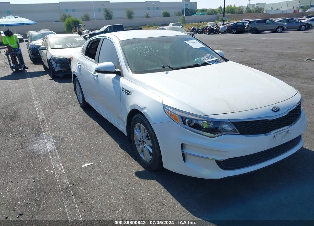 2016 KIA OPTIMA LX VIN: KNAGT4L32G5095304