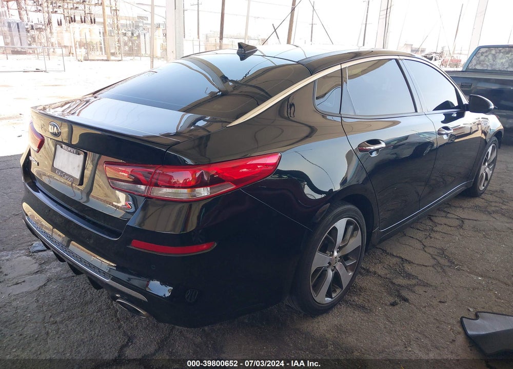 2020 KIA OPTIMA S VIN: 5XXGT4L36LG413028