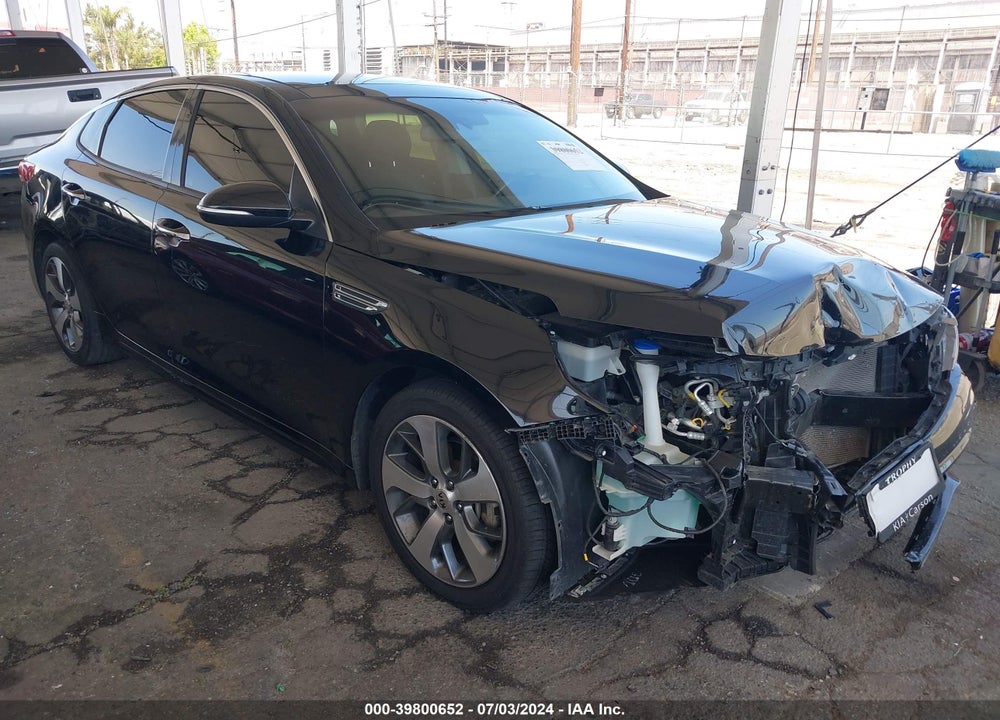 2020 KIA OPTIMA S VIN: 5XXGT4L36LG413028
