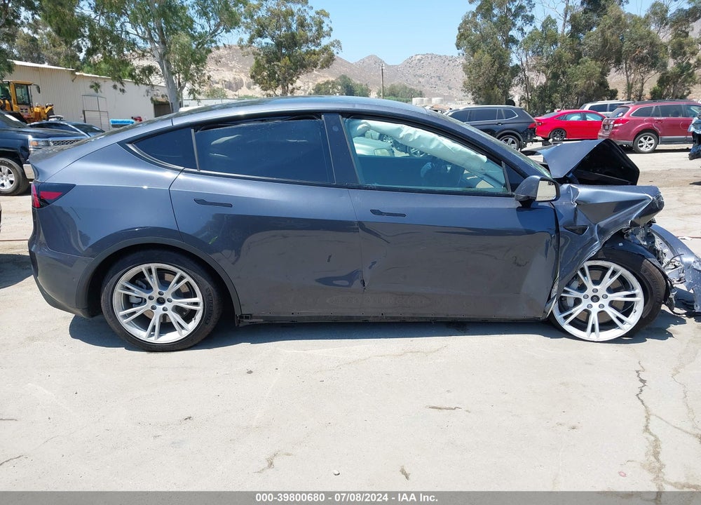 2021 TESLA MODEL Y LONG RANGE DUAL MOTOR ALL-WHEEL DRIVE VIN: 5YJYGDEE8MF271714