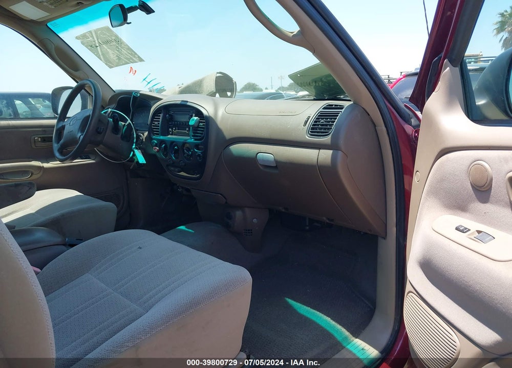 2000 TOYOTA TUNDRA SR5 V8 VIN: 5TBBT4416YS032706