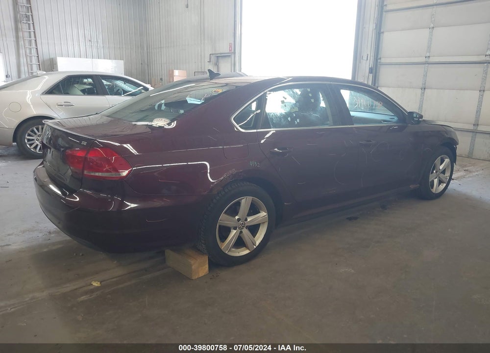 2013 VOLKSWAGEN PASSAT 2.5L SE VIN: 1VWBH7A31DC022271