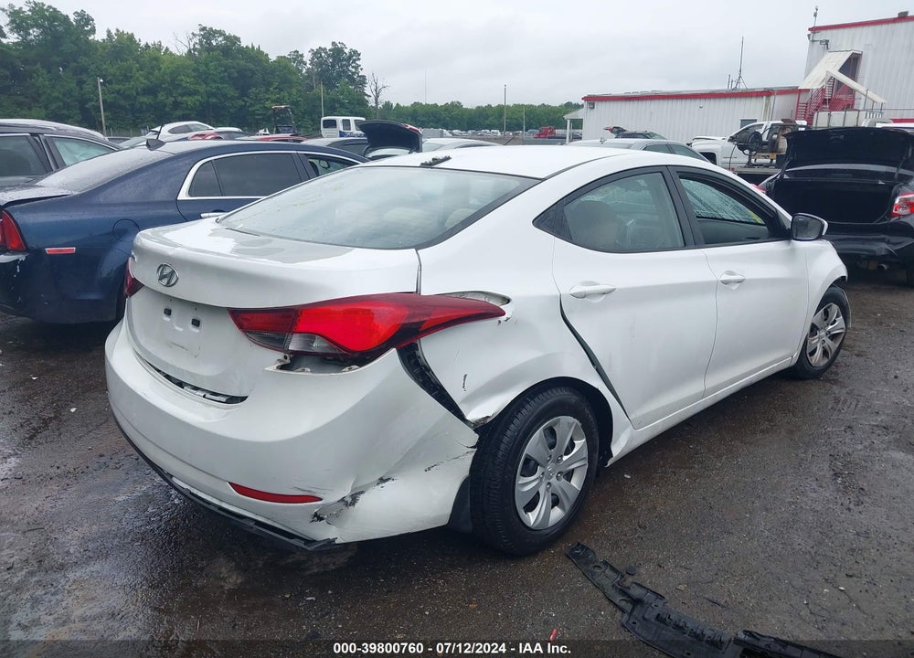 2016 HYUNDAI ELANTRA SE VIN: 5NPDH4AE1GH775027