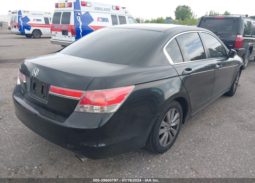 2011 HONDA ACCORD 2.4 EX VIN: 1HGCP2F75BA075770
