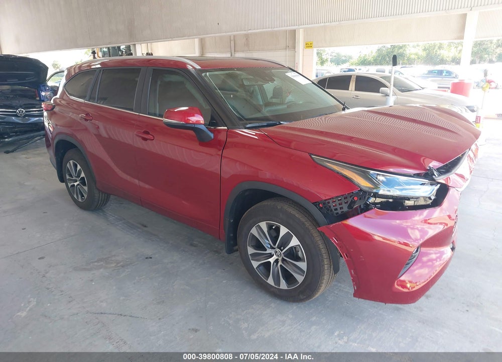 2023 TOYOTA HIGHLANDER XLE VIN: 5TDKDRAH2PS523601