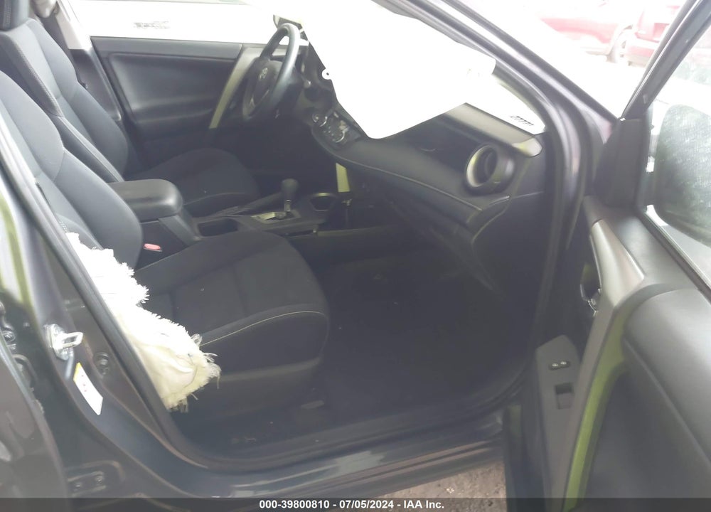 2016 TOYOTA RAV4 XLE VIN: 2T3RFREV6GW430295