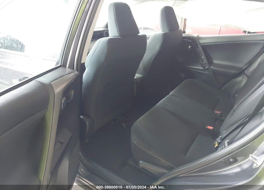 2016 TOYOTA RAV4 XLE VIN: 2T3RFREV6GW430295