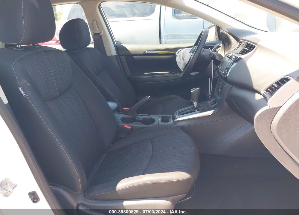 2018 NISSAN SENTRA SV VIN: 3N1AB7AP4JL661251