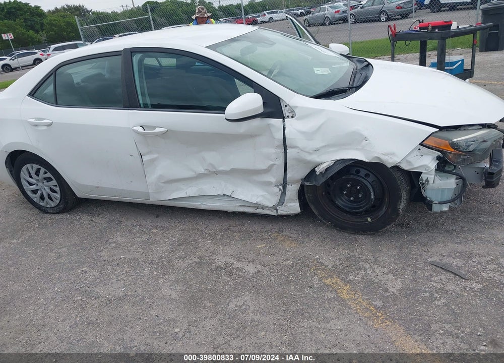 2019 TOYOTA COROLLA LE VIN: 5YFBURHE4KP880209