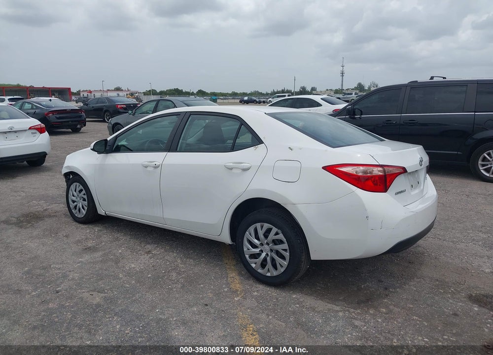 2019 TOYOTA COROLLA LE VIN: 5YFBURHE4KP880209