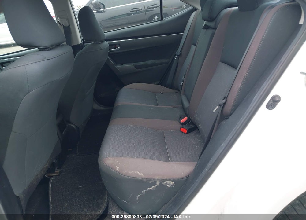 2019 TOYOTA COROLLA LE VIN: 5YFBURHE4KP880209