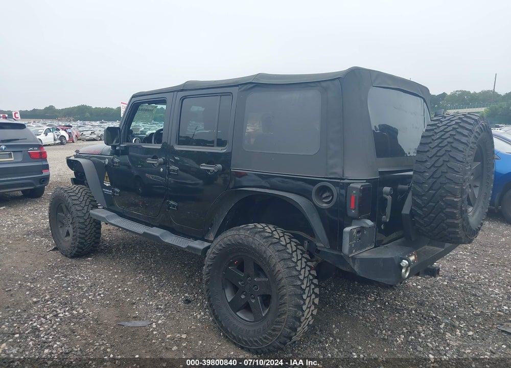 2008 JEEP WRANGLER UNLIMITED SAHARA VIN: 1J8GA59118L575070