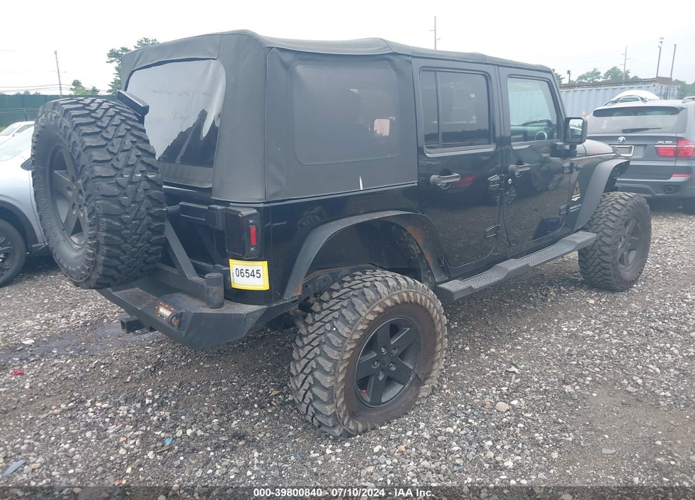 2008 JEEP WRANGLER UNLIMITED SAHARA VIN: 1J8GA59118L575070