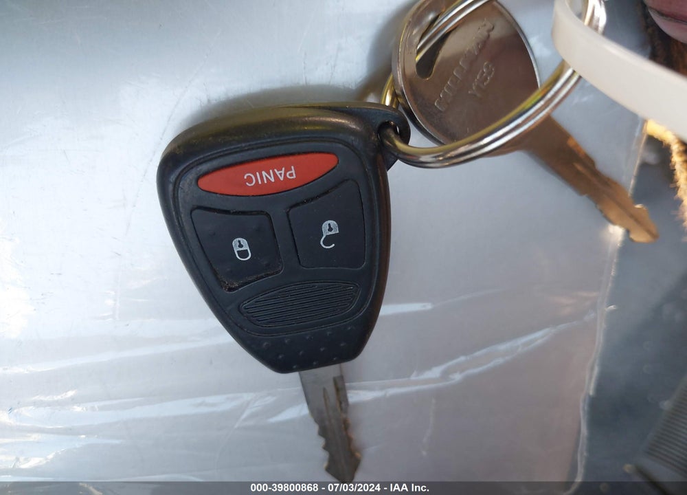 2005 DODGE DAKOTA LARAMIE VIN: 1D7HE52N05S207709