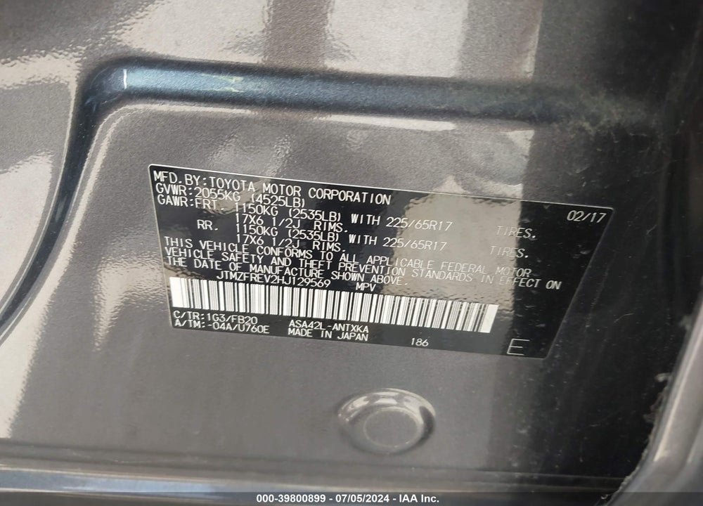 2017 TOYOTA RAV4 LE VIN: JTMZFREV2HJ129569