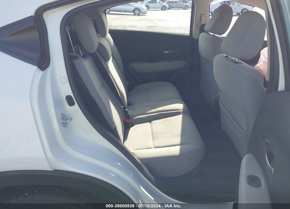 2022 HONDA HR-V AWD LX VIN: 3CZRU6H32NM711369