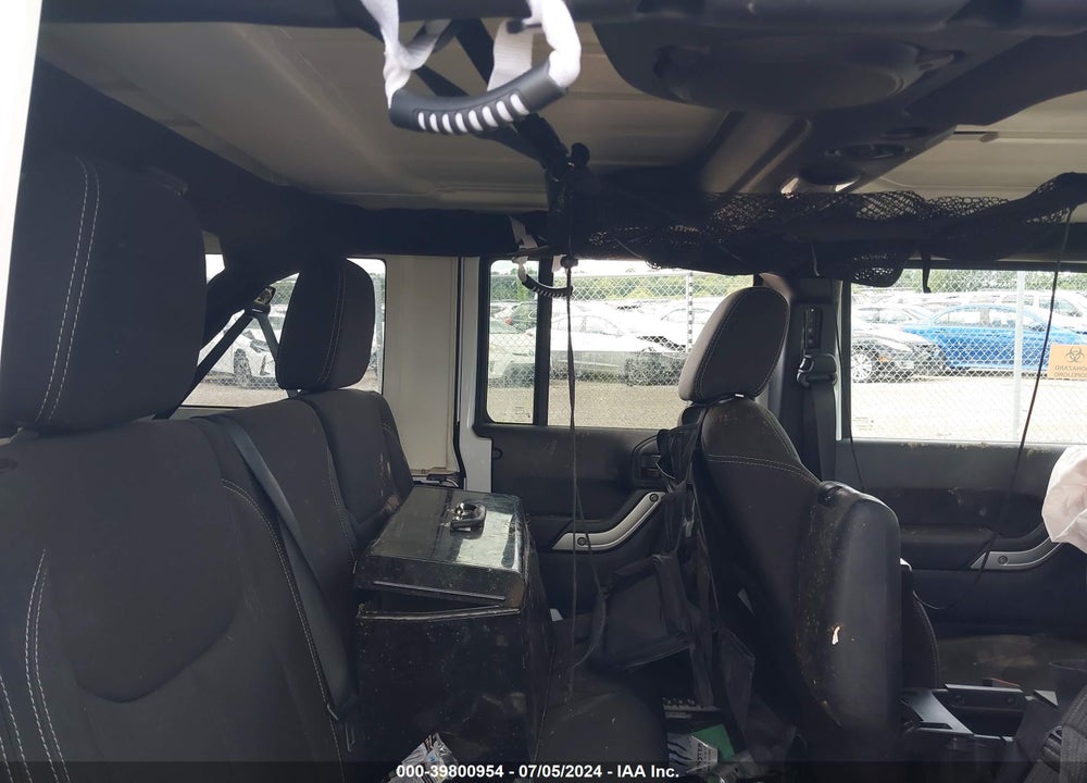 2013 JEEP WRANGLER UNLIMITED SAHARA VIN: 1C4BJWEG3DL700162