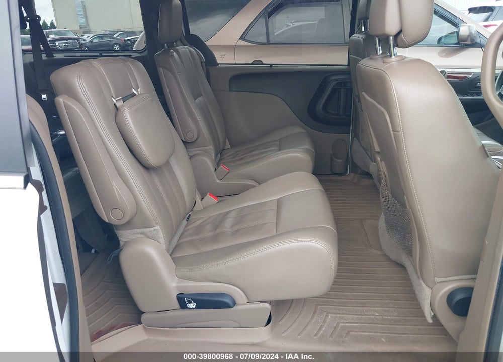 2014 CHRYSLER TOWN & COUNTRY TOURING VIN: 2C4RC1BG4ER418086