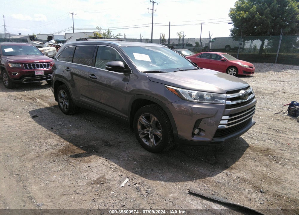 2018 TOYOTA HIGHLANDER LIMITED/PLATINUM VIN: 5TDDZRFH1JS826301