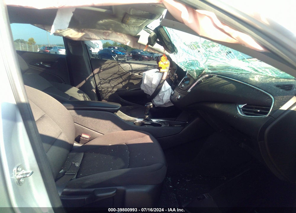 2019 CHEVROLET MALIBU VIN: 1G1ZD5ST4KF144370