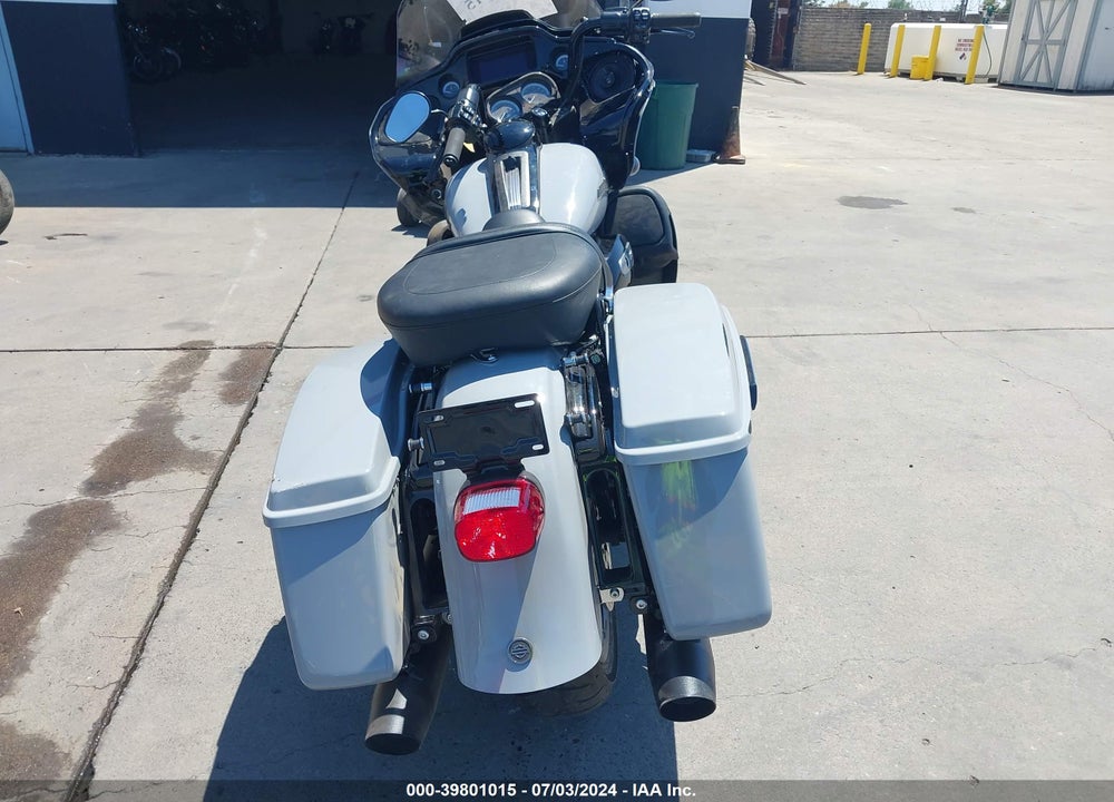 2023 HARLEY-DAVIDSON FLTRK VIN: 1HD1KZF27PB618442