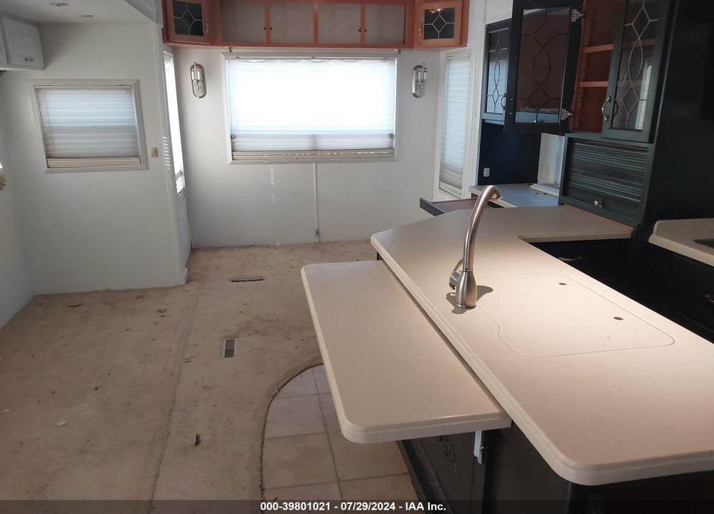 2004 DOUB MOBILE SUI VIN: 5KEFA362141001080