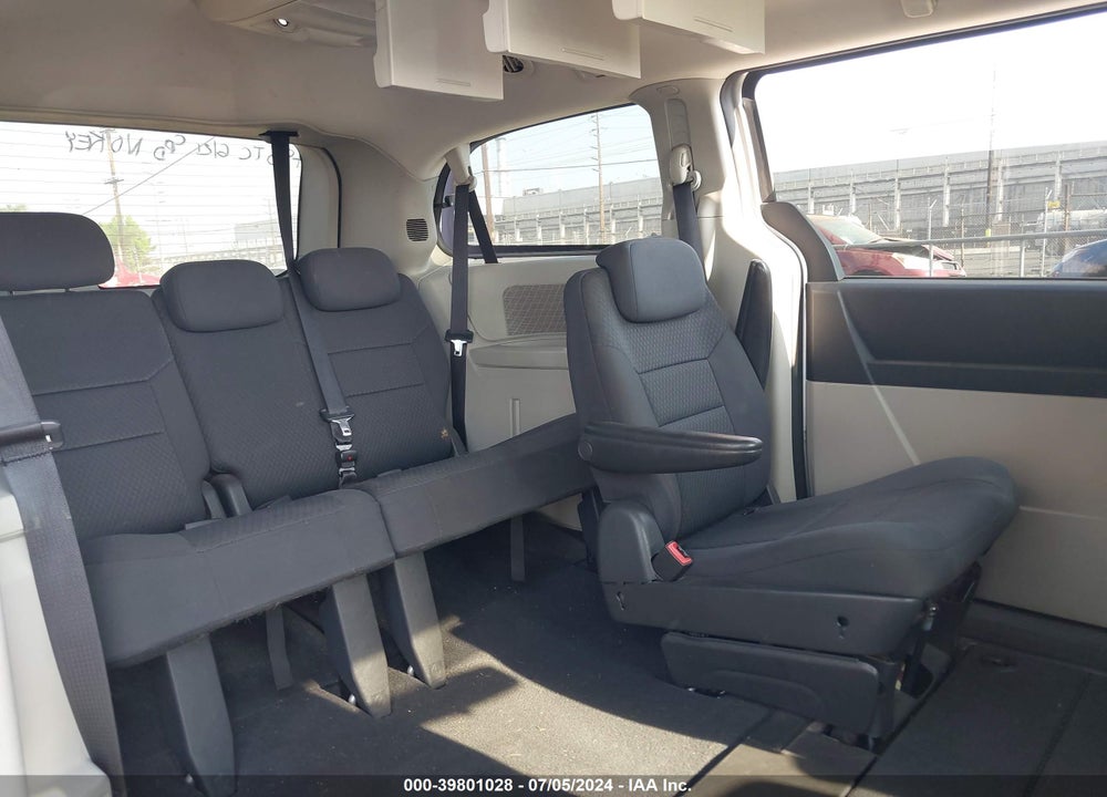 2010 DODGE GRAND CARAVAN SXT VIN: 2D4RN5D1XAR483127