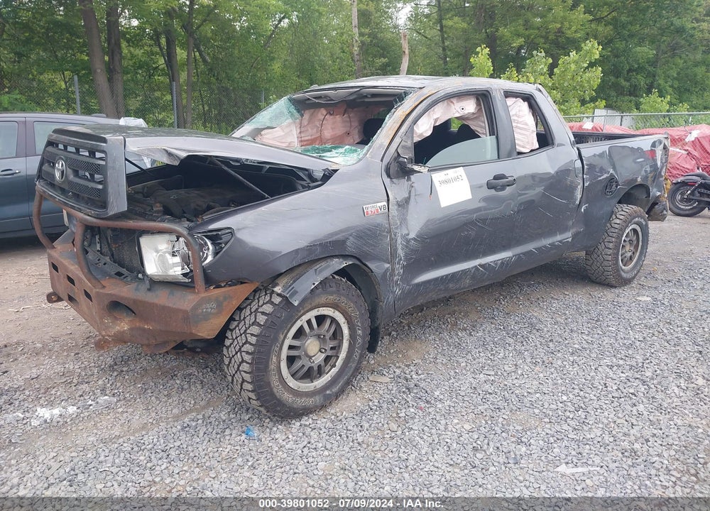 2011 TOYOTA TUNDRA GRADE 5.7L V8 VIN: 5TFUY5F1XBX193873