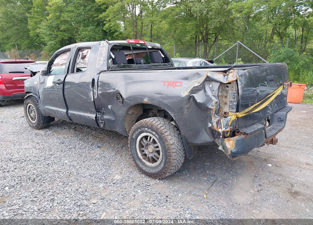 2011 TOYOTA TUNDRA GRADE 5.7L V8 VIN: 5TFUY5F1XBX193873