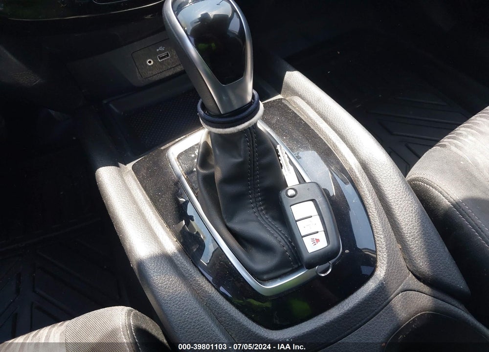 2020 NISSAN ROGUE S FWD VIN: JN8AT2MT1LW002034