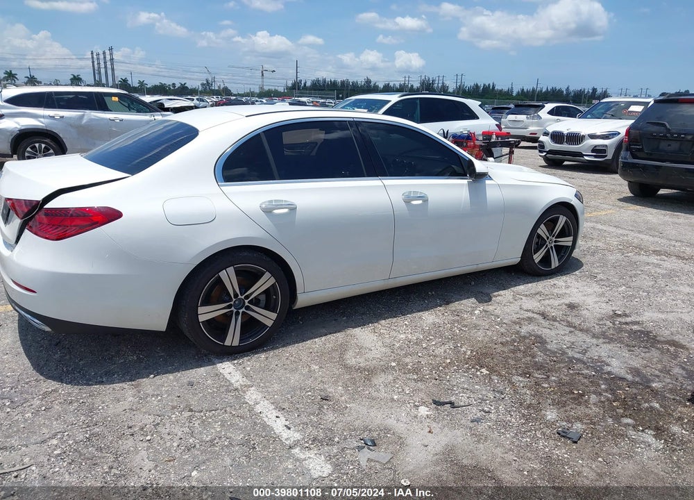 2022 MERCEDES-BENZ C 300 SEDAN VIN: W1KAF4GB7NR011636