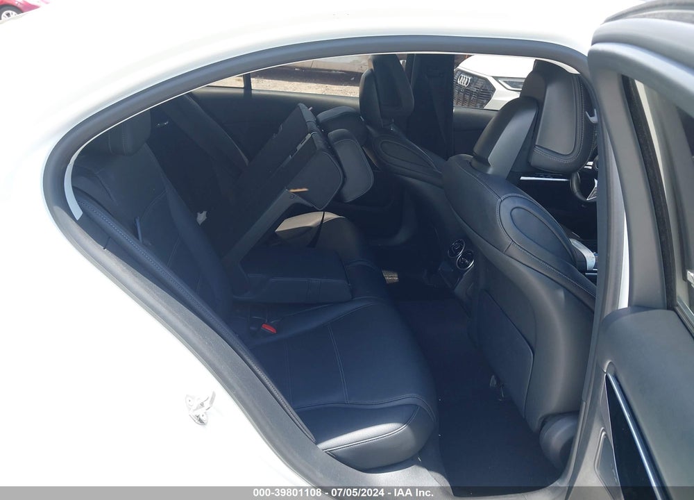 2022 MERCEDES-BENZ C 300 SEDAN VIN: W1KAF4GB7NR011636