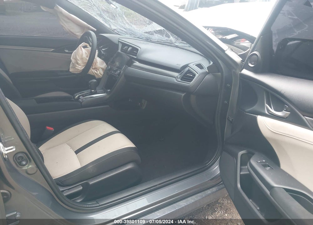 2018 HONDA CIVIC VIN: SHHFK7H58JU239147