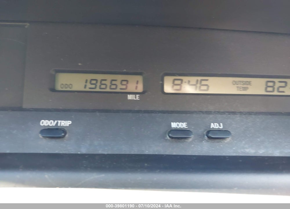 2002 TOYOTA AVALON XL VIN: 4T1BF28B12U234356