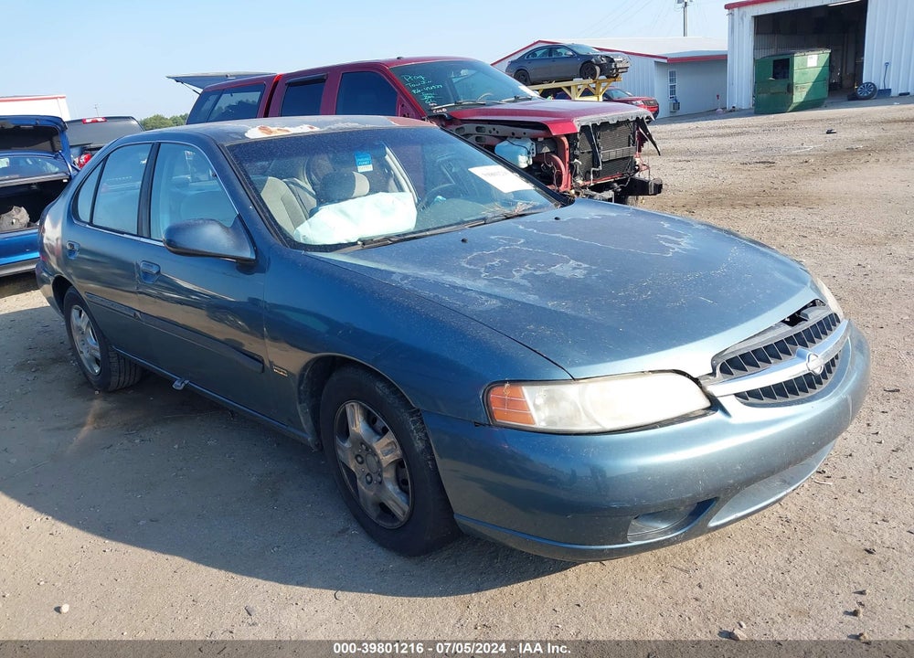 2001 NISSAN ALTIMA GXE VIN: 1N4DL01D81C104171