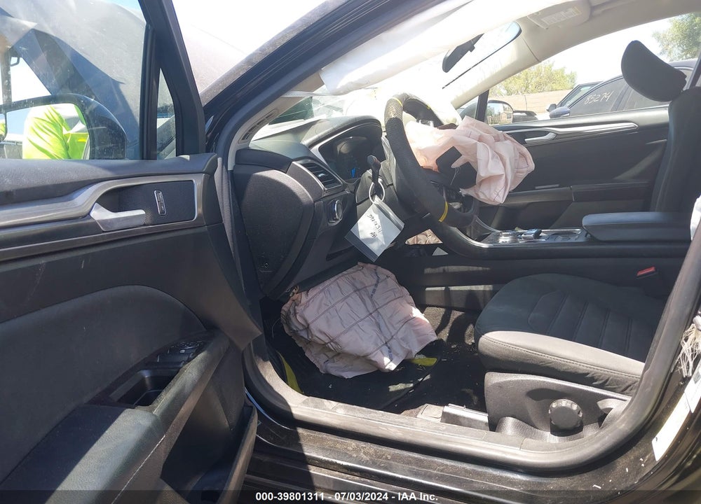2017 FORD FUSION S VIN: 3FA6P0G70HR242846