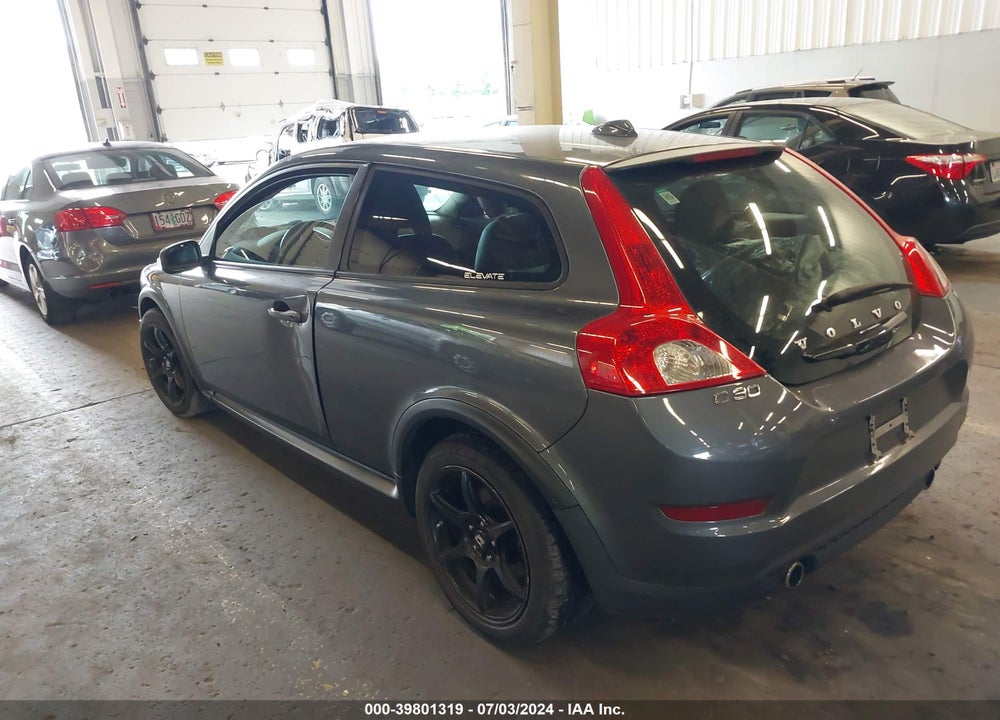 2013 VOLVO C30 T5/T5 PLATINUM/T5 PREMIER/T5 PREMIER PLUS/T5 R-DESIGN/T5 R-DESIGN PLATINUM/T5 R-DESIGN PREMIER VIN: YV1672MK9D2307166