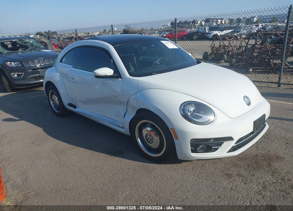 2019 VOLKSWAGEN BEETLE 2.0T SE VIN: 3VWJD7ATXKM715312