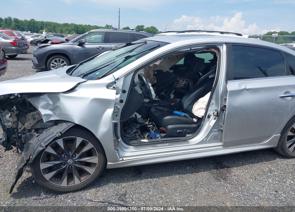 2017 NISSAN SENTRA SR VIN: 3N1AB7AP5HY213288