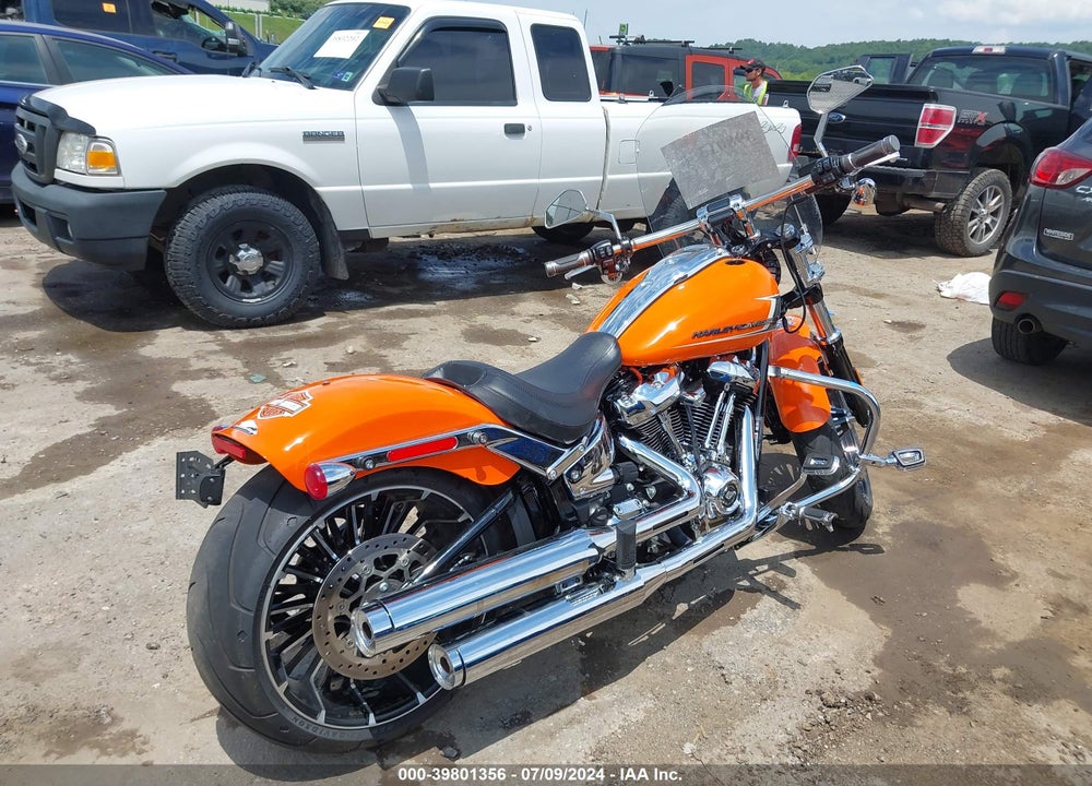 2023 HARLEY-DAVIDSON FXBR VIN: 1HD1YEZ15PB061329