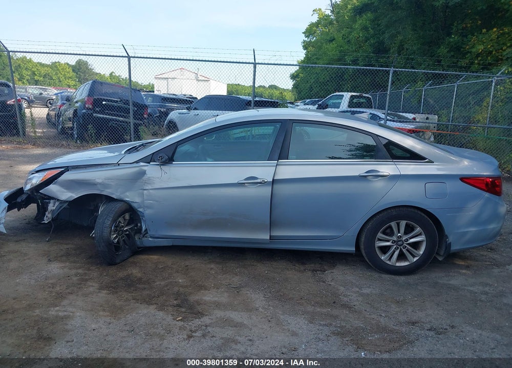 2013 HYUNDAI SONATA GLS VIN: 5NPEB4ACXDH776497