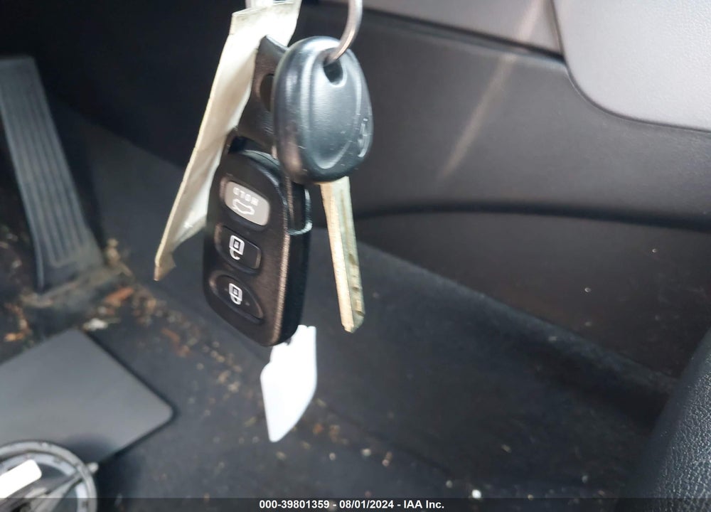 2013 HYUNDAI SONATA GLS VIN: 5NPEB4ACXDH776497
