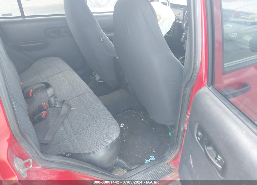 2001 JEEP CHEROKEE SPORT VIN: 1J4FF48S61L564459