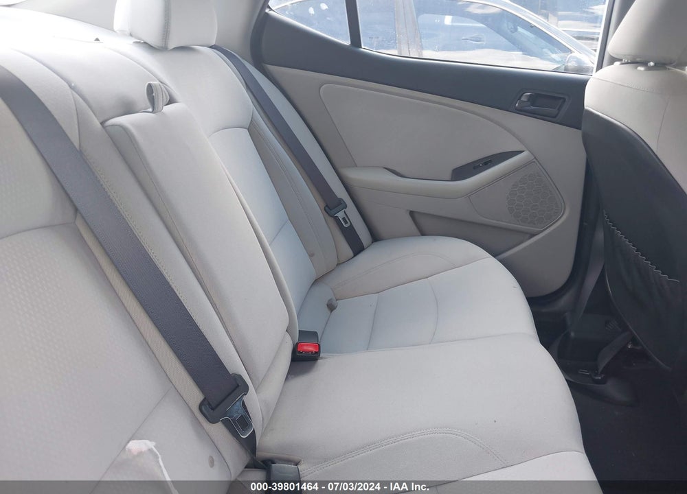 2015 KIA OPTIMA LX VIN: KNAGM4A78F5608606