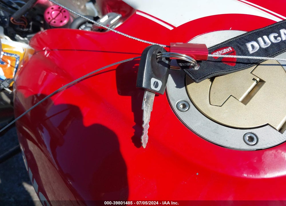 2006 DUCATI MONSTER S2R1000 VIN: ZDM1RABP76B083342