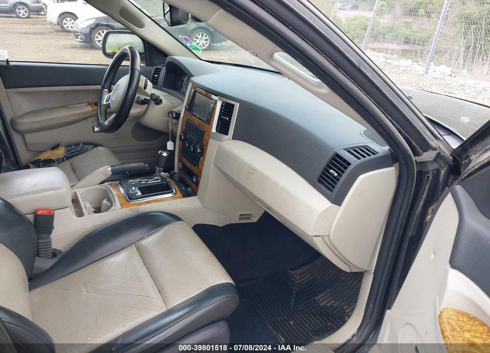 2008 JEEP GRAND CHEROKEE LIMITED VIN: 1J8HR58N98C220553