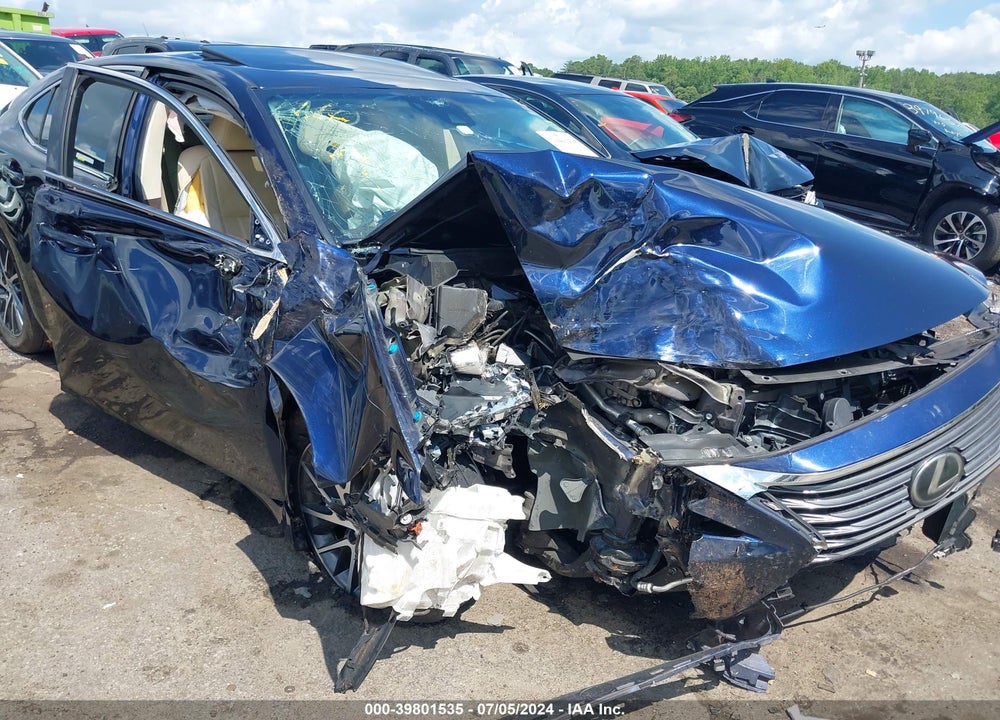 2016 LEXUS ES 350 VIN: 58ABK1GG8GU021309