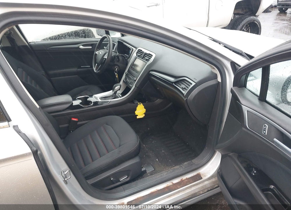 2016 FORD FUSION SE VIN: 3FA6P0H98GR155209
