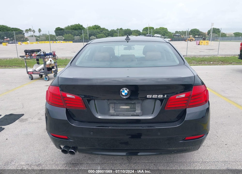 2015 BMW 528I VIN: WBA5A5C54FD520921