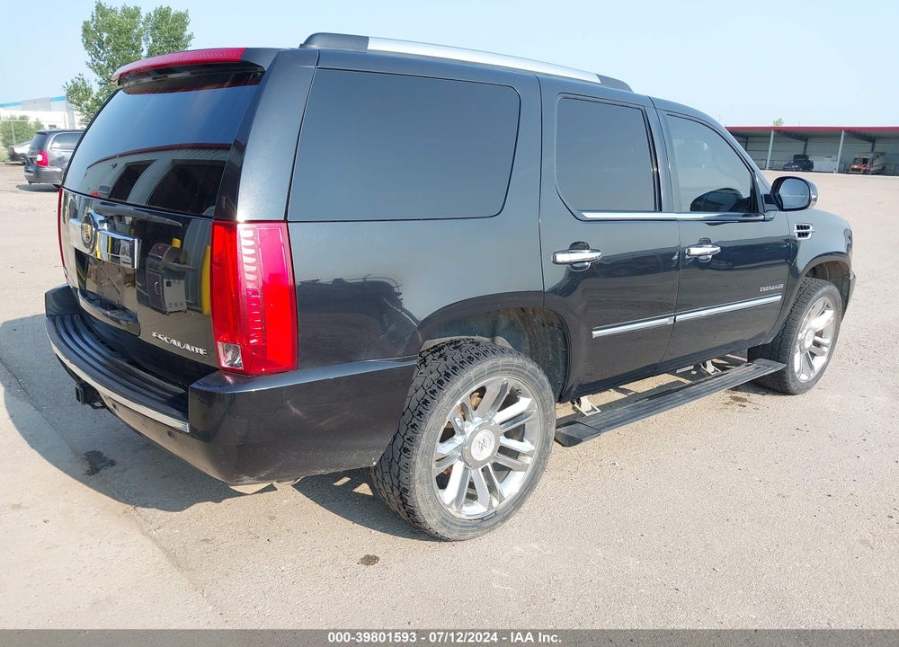 2011 CADILLAC ESCALADE PLATINUM EDITION VIN: 1GYS4DEF4BR146637
